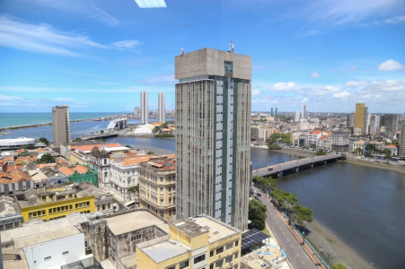 Para o Porto Digital, o mercado global de hardware é dominado por gigantes internacionais, o que torna a competição nesse nicho quase inviável para novos clusters locais. Foto: Porto Digital/Divulgação