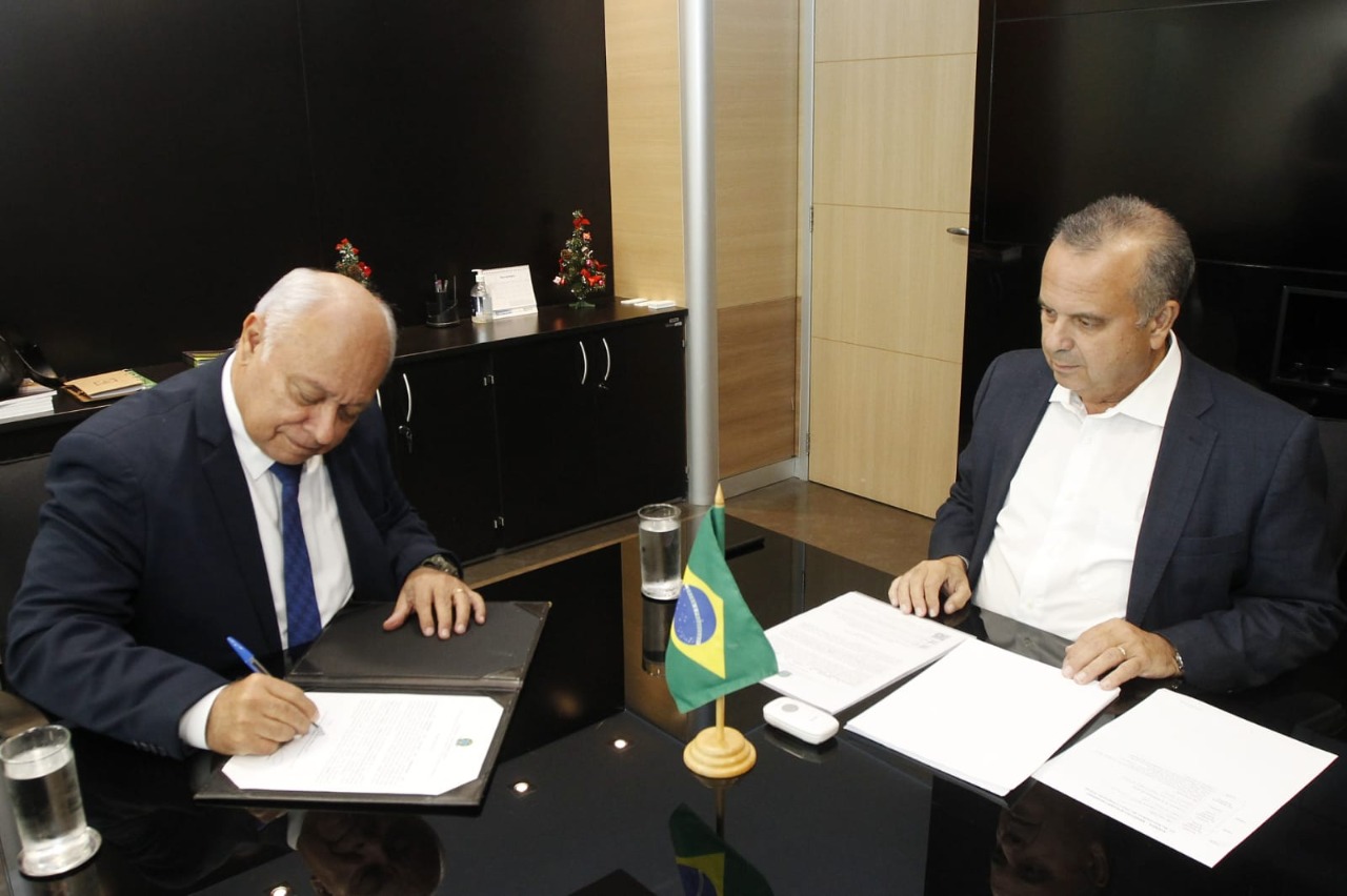 General Araújo Lima assume superintendência da Sudene - Movimento Econômico