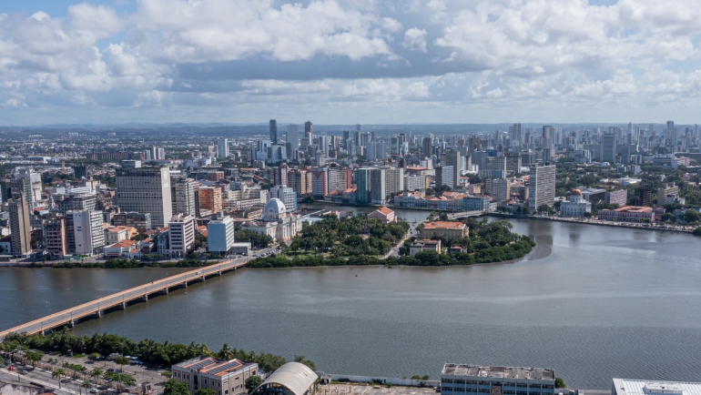 As capitais, como o Recife, e grandes cidades podem perder receita com a unificação do ISS e do ICMS que faz parte da reforma tributária
