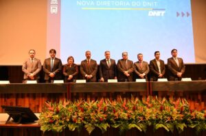 O ministro dos Transportes, Renan Filho, deu posse a nova diretoria do DNIT. Foto: Ministério dos Transportes