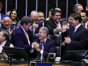Brasília (DF) 06/07/2023 Comemoração da aprovação em primeiro turno da Reforma Tributária na Câmara dos Deputados. Foto Lula Marques/ Agência Brasil.