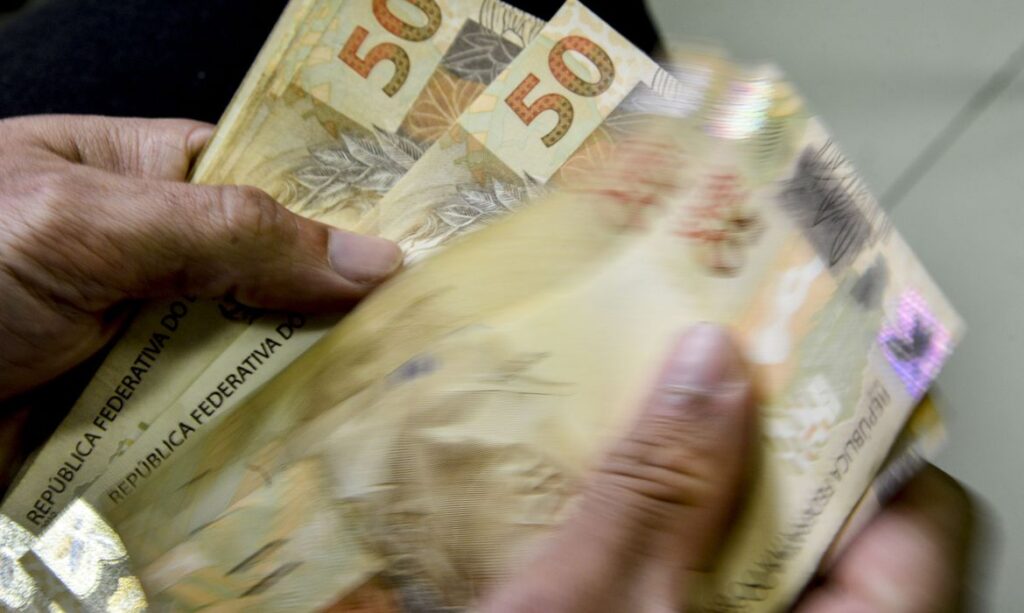 Real - juros - dinheiro Foto: Marcello Casal/Agência Brasil
