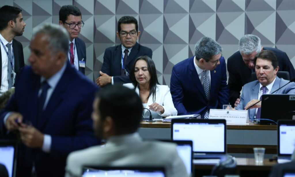 Reunião da Comissão Parlamentar Mista de Inquérito (CPMI) do 8 de janeiro. Foto Lula Marques/ Agência Brasil