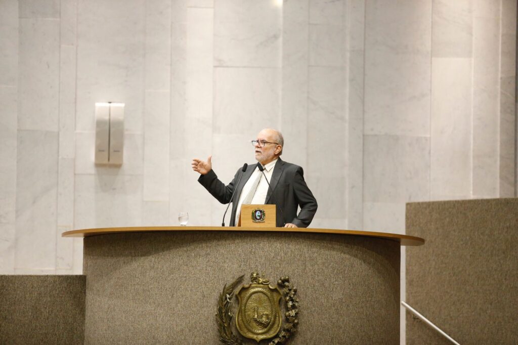Para o deputado Waldemar Borges (PSB), ações vão penalizar os mais pobres. Foto: Divulgação/Alepe