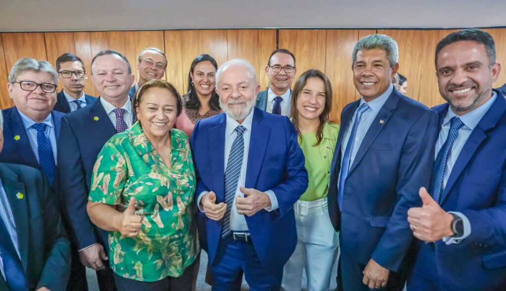 Governadores do Nordeste estiveram ao lado do presidente Luiz Inácio Lula da Silva (PT), nesta terça-feira (24/10), em Brasília. Foto: Ricardo Stuckert/PR