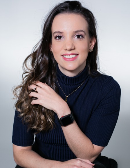 Adriana-Teixeira