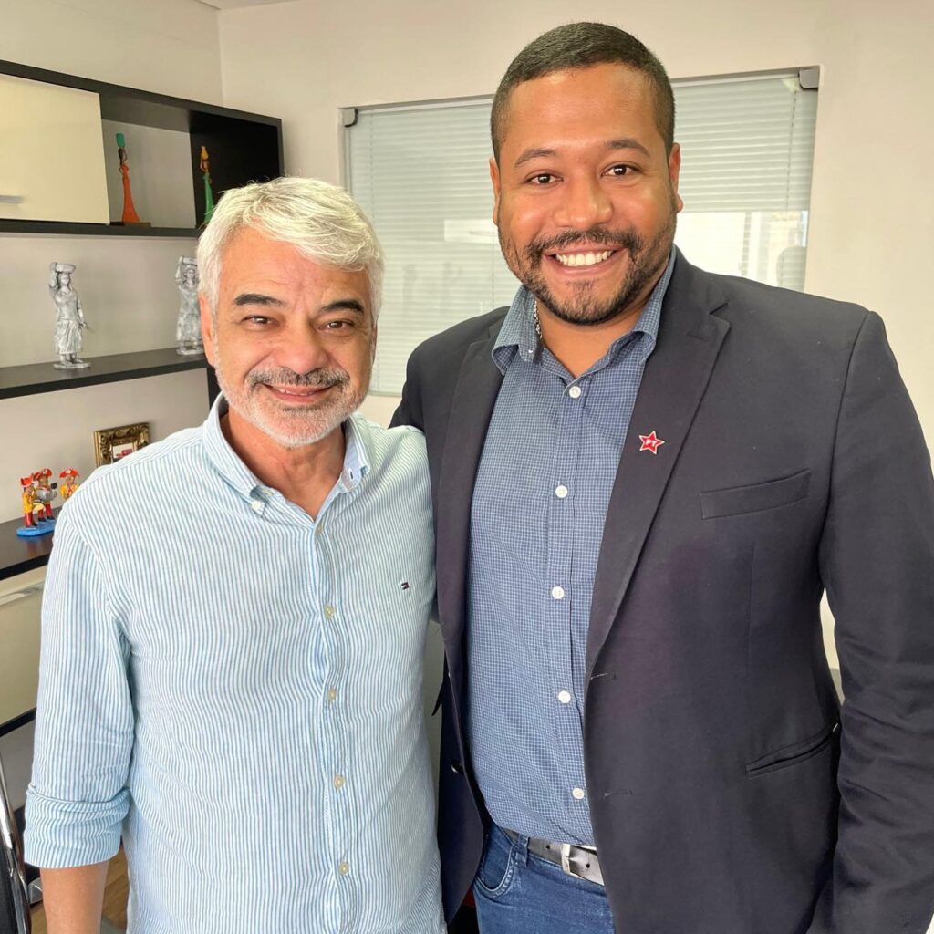 O senador Humberto Costa (PT) defendeu, em Olinda, a pré-candidatura a prefeito do vereador Vinícius Castelo (PT) nas eleições municipais de 2024. Foto: Reprodução/Facebook. 