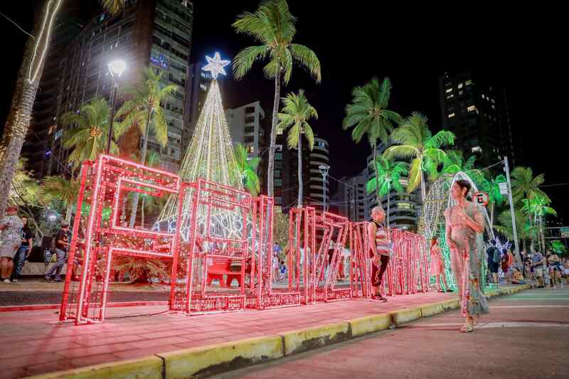 Turismo do Nordeste: Recife teve 13 polos de decoração natalina 
