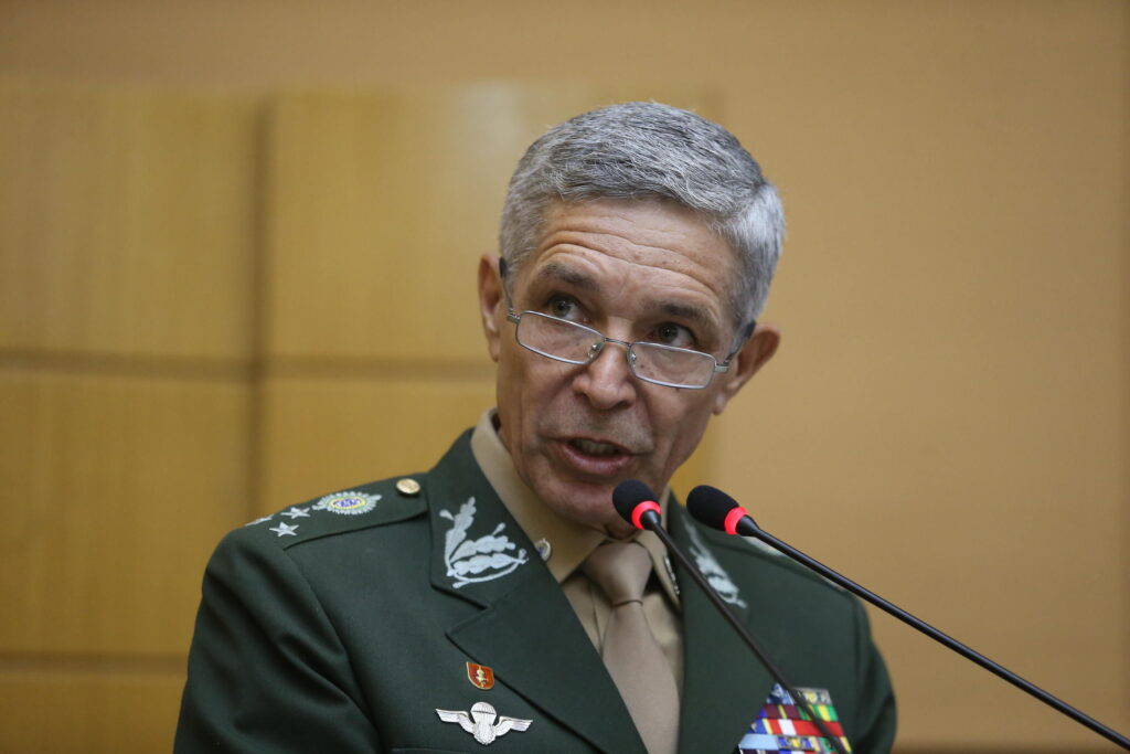 O General Joarez Alves Pereira Júnior, gerente do Subprograma de Escolas de Sargento do Exército. Foto: Assembleia Legislativa de Sergipe