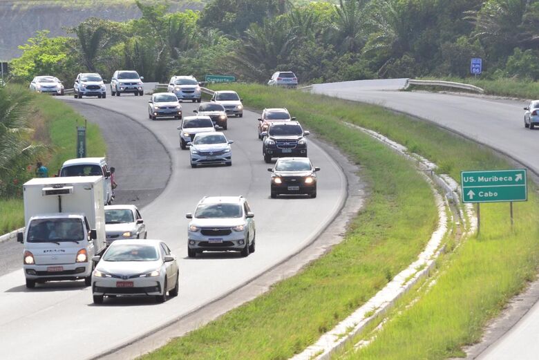 BR -101 Sul - Falta do Arco Metropolitano. Foto: Arthur Mota/Folha de Pernbambuco