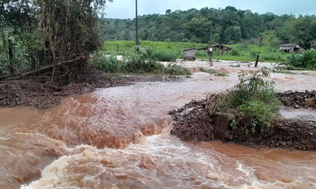 Enchentes no Rio Grande do Sul - cidade de Vista Alegre 2024