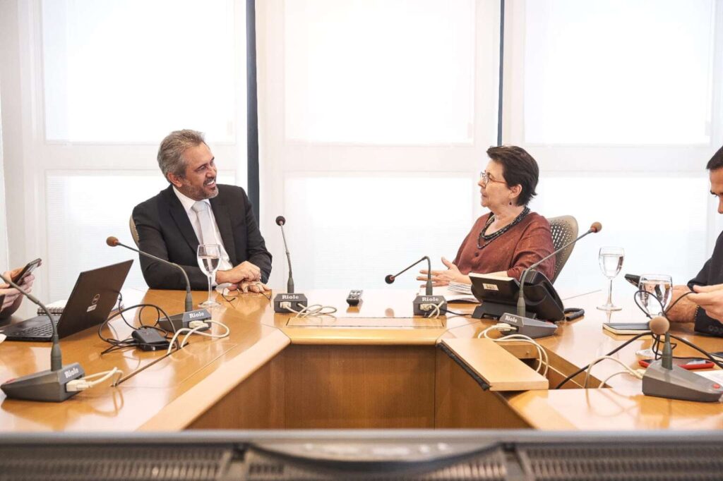 Tereza Campello, diretora socioambiental do BNDES e governador do Ceará, Elmano de Freitas Sertão Vivo