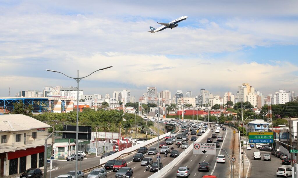 setor aéreo Abear processos judiciais indenizações aviação advocacia predatória processos judiciais