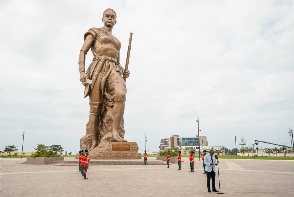 Amazona guerreira Cotonou Benin voo Salvador