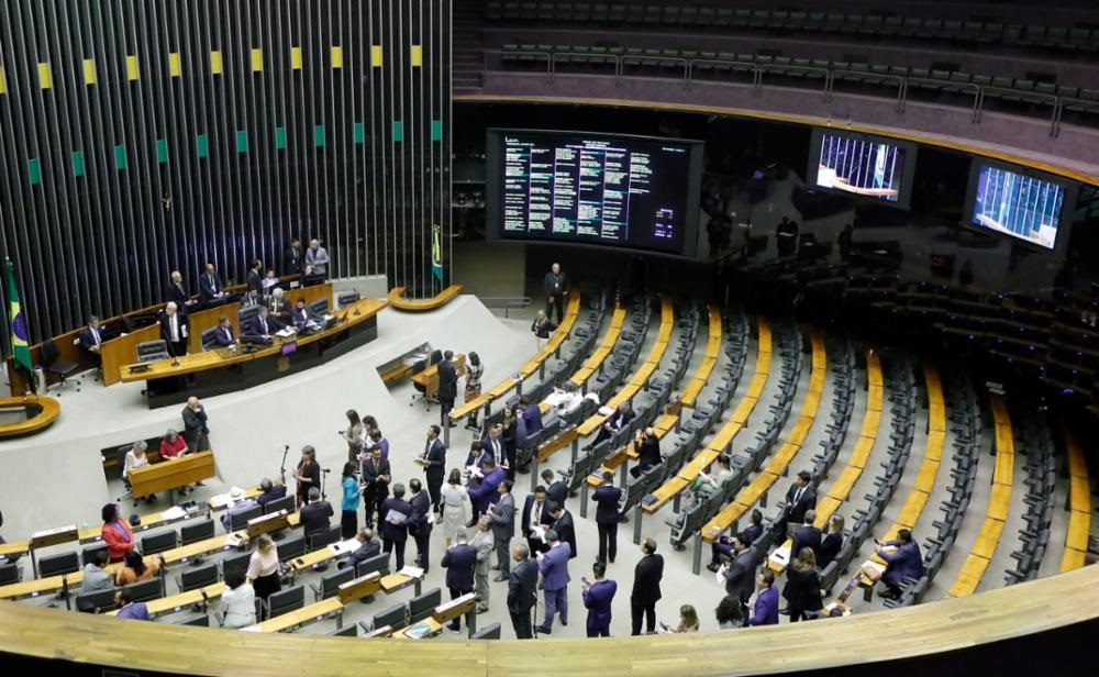 A Câmara dos Deputados rejeitou a proposta de taxação das grandes fortunas, com a bancada pernambucana dividida Foto: Mário Agra/Câmara dos Deputados