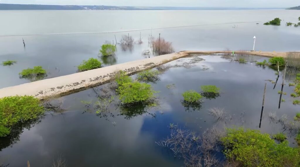 Mancha laguna Mundaú Maceió