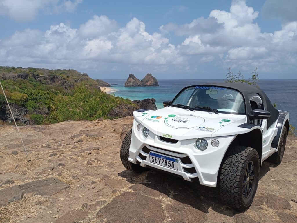 Fernando de Noronha frota elétrica ilha usina solar carros elétricos buggy