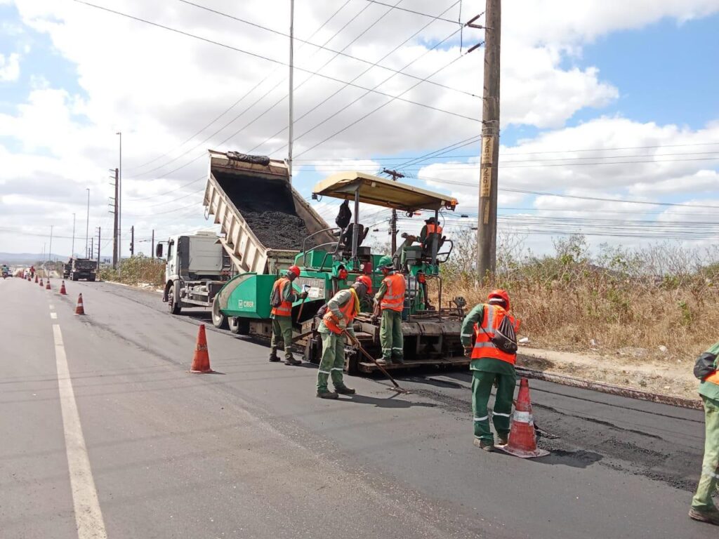 Trecho da BR-232 que será duplicado compreende uma extensão de 264,9 quilômetros Foto: DER/Divulgação