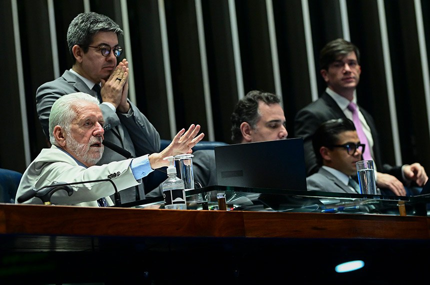 Senado senadores votação limite de gastos PEC