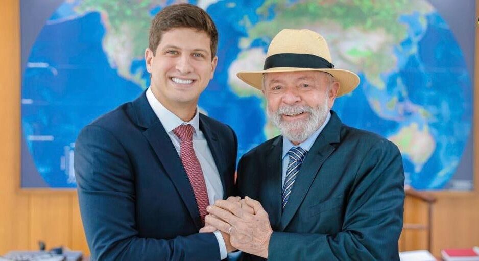 João Campos Lula visita Brasília comunicação crise Pix