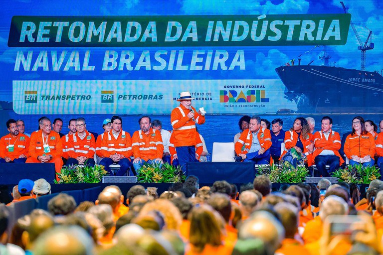 Lula Petrobras Transpetro indústria naval licitação frota