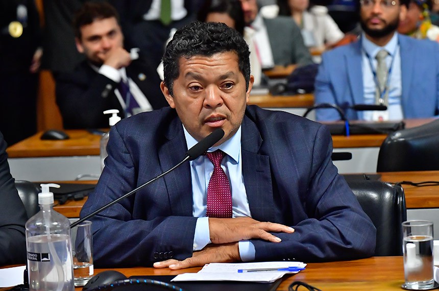 senador Beto Faro (PT-PA) contesta título do Recife como capital nacional do brega
