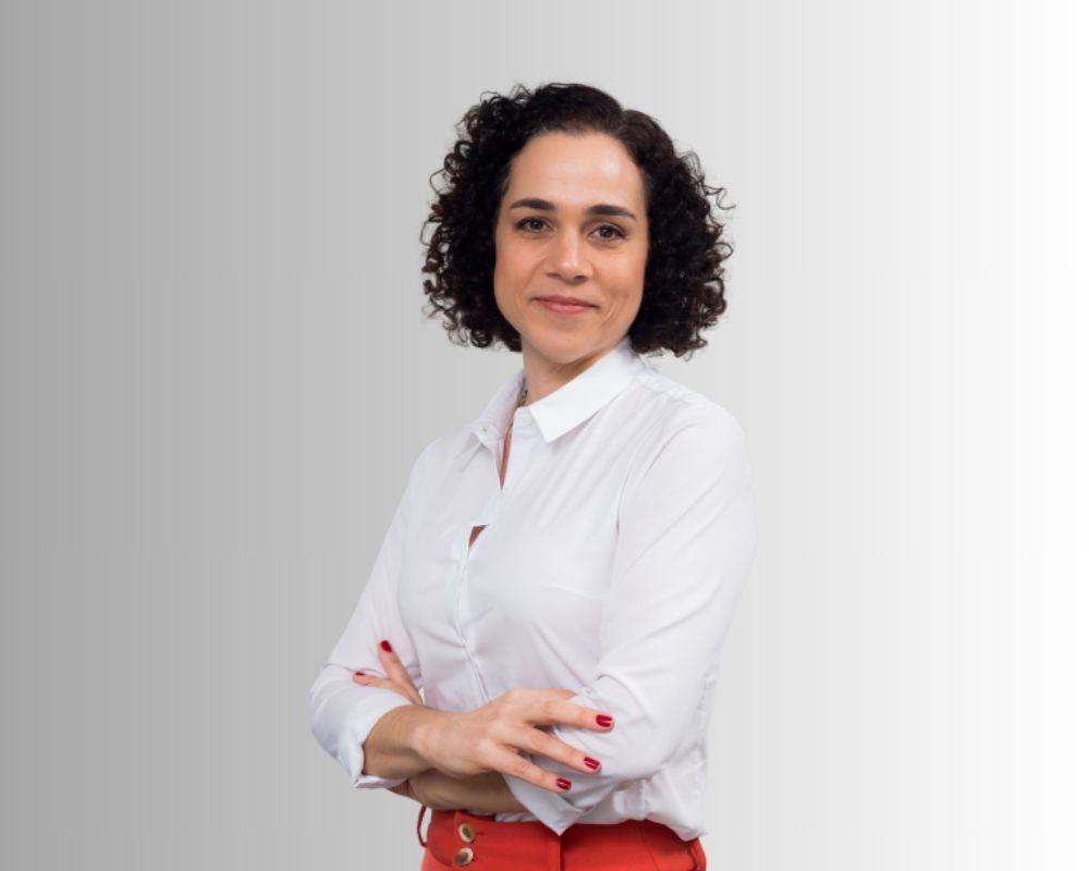 Paula Lobo é advogada e fala sobre nova resolução da ANS