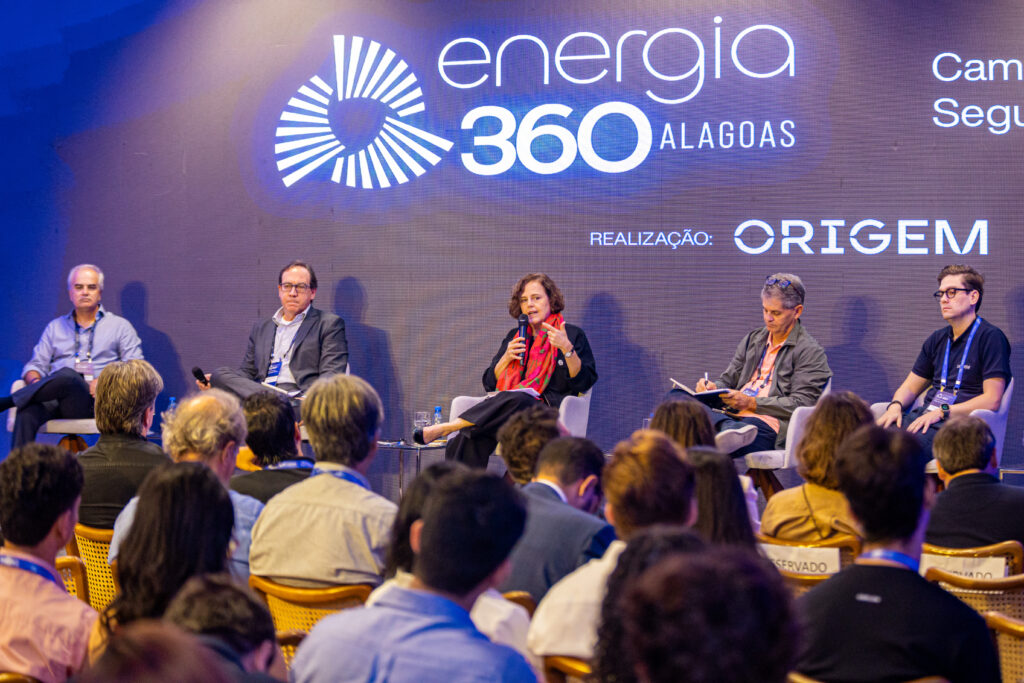 Em painel sobre convergência energética, executivos falam de compromisso em contribuir com industrialização de Alagoas