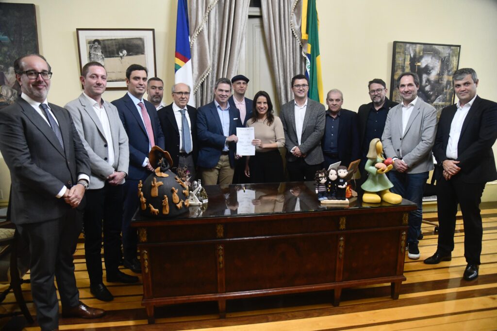 O projeto será construído pela Casa Orange, em parceria com a Fábrica de Hotéis, e contará com 164 apartamentos no complexo Latitude Suape