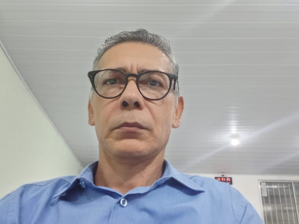 Professor Hely Ferreira vê nas invasões de competência uma das raízes do acirramento entre os poderes Foto: Arquivo FolhaPE 