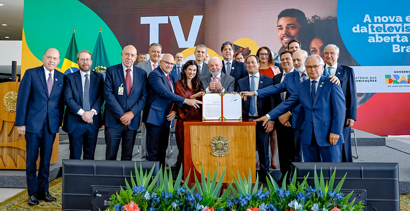 Presidente da República, Luiz Inácio Lula da Silva, durante cerimônia de assinatura do decreto de implantação da TV 3.0. Palácio do Planalto – Brasília (DF)