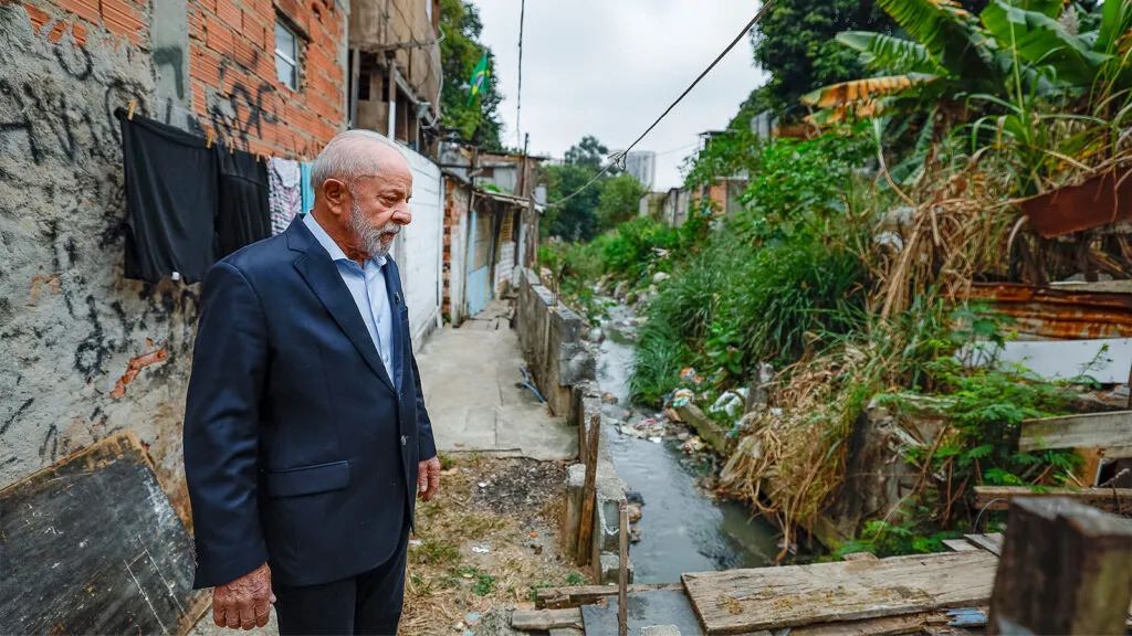 Lula programa periferias