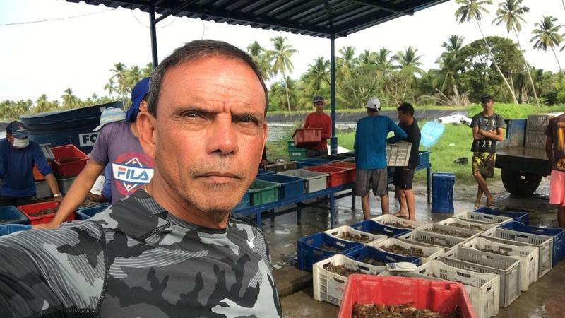 produtor de camarão em Maragogi, Maurício Acioli
