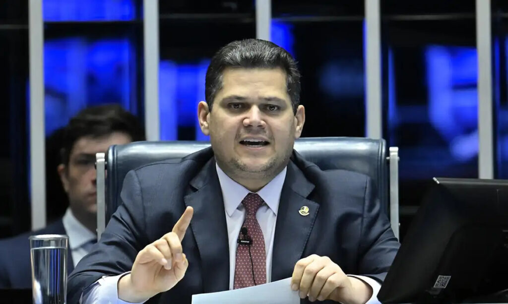 presidente do Senado, Davi Alcolumbre (União-AP), PEC da Blindagem