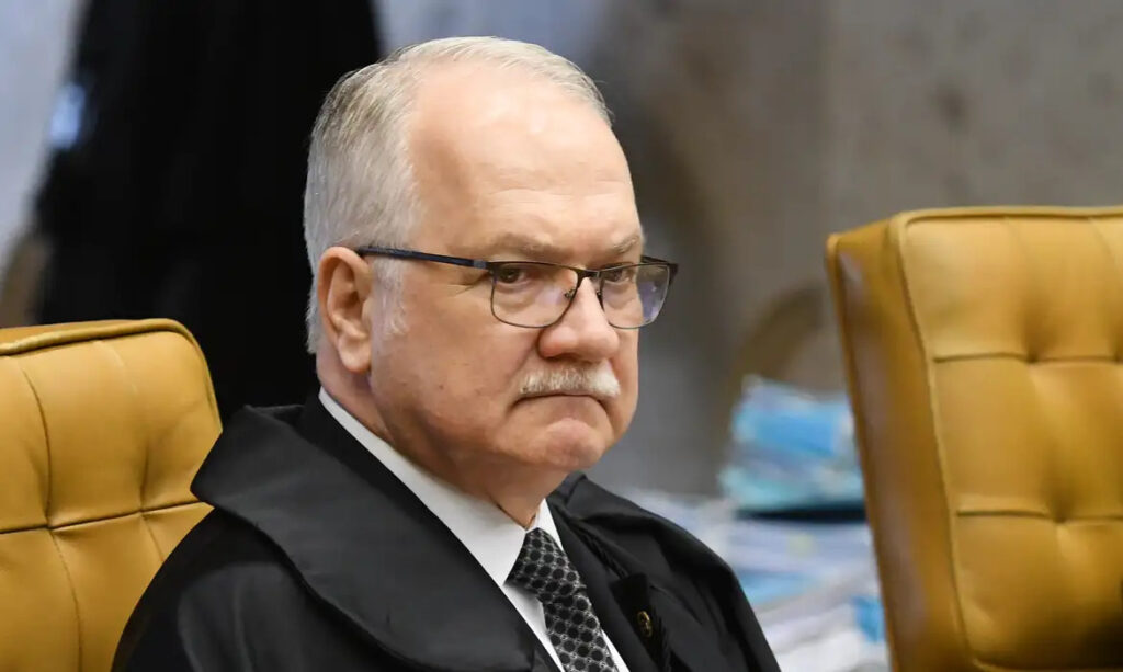 Ministro Edson Fachin, do Supremo Tribunal Federal (STF), tomou posse nesta segunda-feira (29) no cargo de presidente da Corte. O ministro terá mandato de dois anos e ficará no comando do STF e do Conselho Nacional de Justiça (CNJ) até 2027