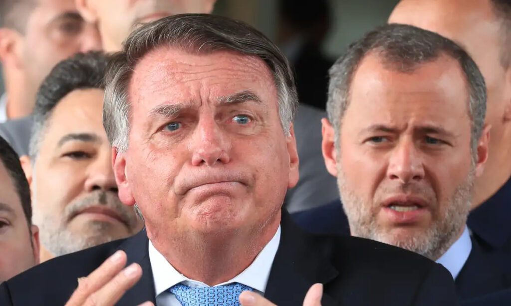 Jair Bolsonaro pena condenação trama golpista