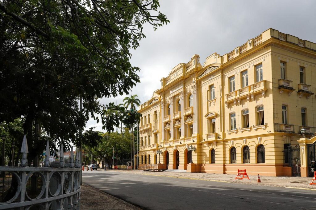 Candidatos poderão concorrer a até três cargos distintos em um único processo seletivo de Pernambuco Foto: Yacy Ribeiro/Secom