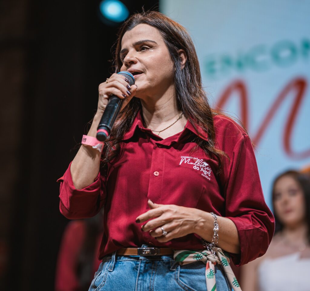 Juliana Almeida 