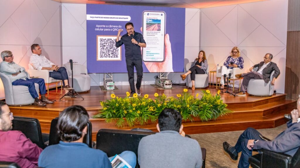 diretor de gestão estratégica do Núcleo Gestor da Cadeia Têxtil e de Confecções em Pernambuco (NTCPE), Wamberto Barbosa, no Seminário Conexões Transnordestina, que ocorreu no auditório da Associação Comercial e Industrial de Caruaru