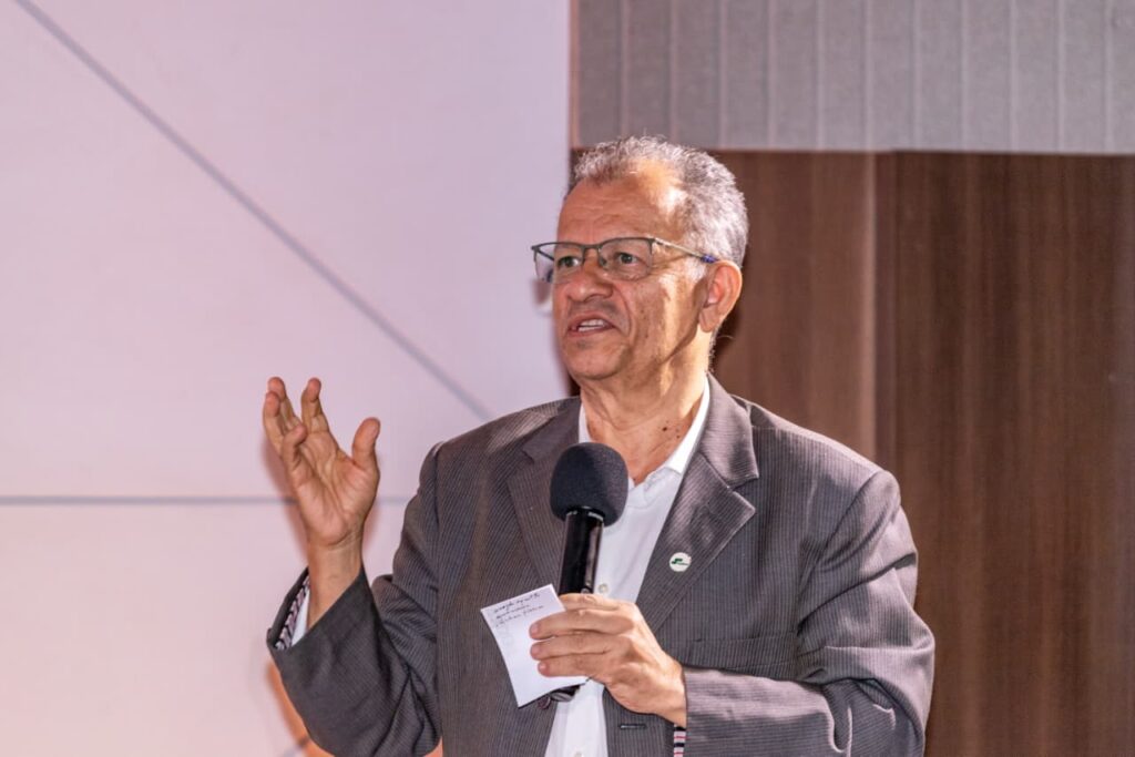 Francisco Alexandre, superintende da Sudene, no Seminário Conexões Transnordestina, que ocorreu no auditório da Associação Comercial e Industrial de Caruaru