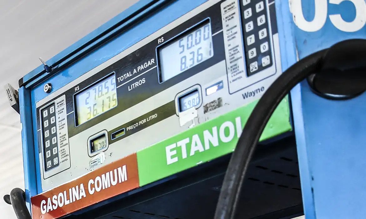 Bom de gasolina etanol aumento Petrobras distribuidoras