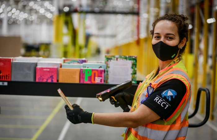 Amazon abre 1 mil vagas temporárias em Pernambuco para a Black Friday