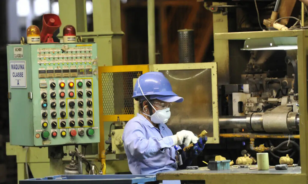 produção industrial IBGE indústria