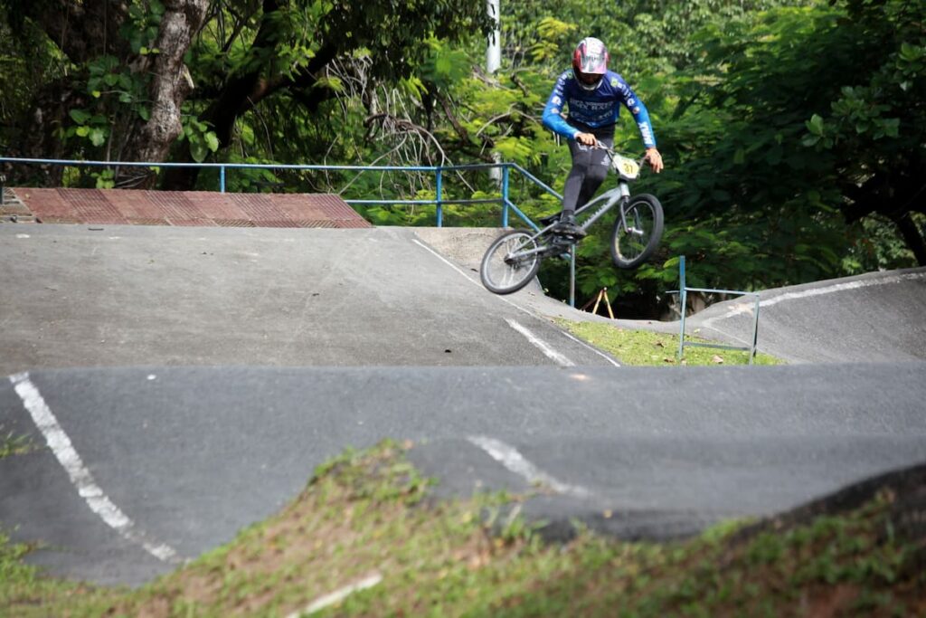 O MPPE recomendou que a pista de bicicross, construída há 40 anos no Parque da Jaqueira, seja mantida Foto: Davi de Queiroz/Folha de Pernambuco