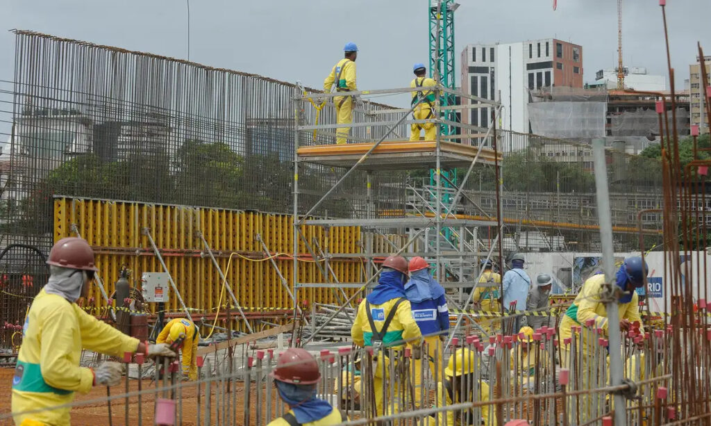 construção civil atividade econômica PIB CNI