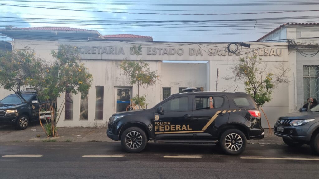 Operação da PF em Alagoas apura irregularidades na Secretaria de Saúde