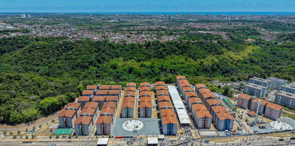 Residencial em Maceió entregue por Lula