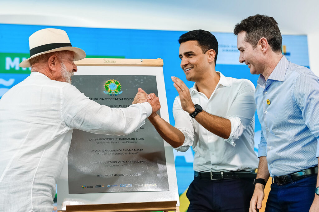 Lula em Maceió entrega de unidades habitacionais
