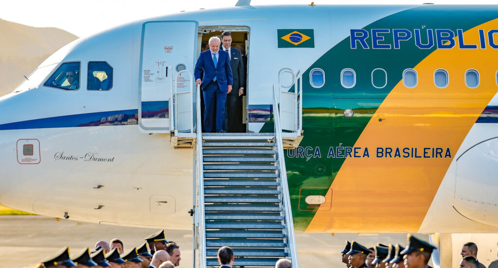 Presidente da República, Luiz Inácio Lula da Silva, durante chegada ao Aeroporto Panamá Pacífico, na Cidade do Panamá. Foto: Ricardo Stuckert/PR
Foto: Ricardo Stuckert / PR