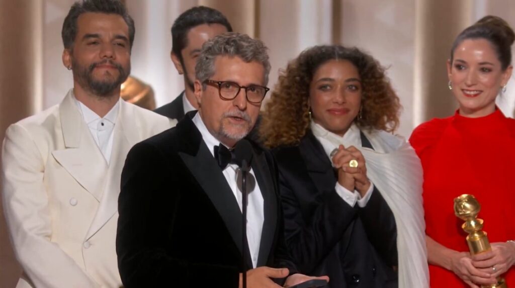 Filme "O Agente Secreto" Globo de Ouro: Kleber Mendonça Filho venceu Melhor Filme em Língua Não Inglesa e Wagner Moura, Melhor Ator em Drama 